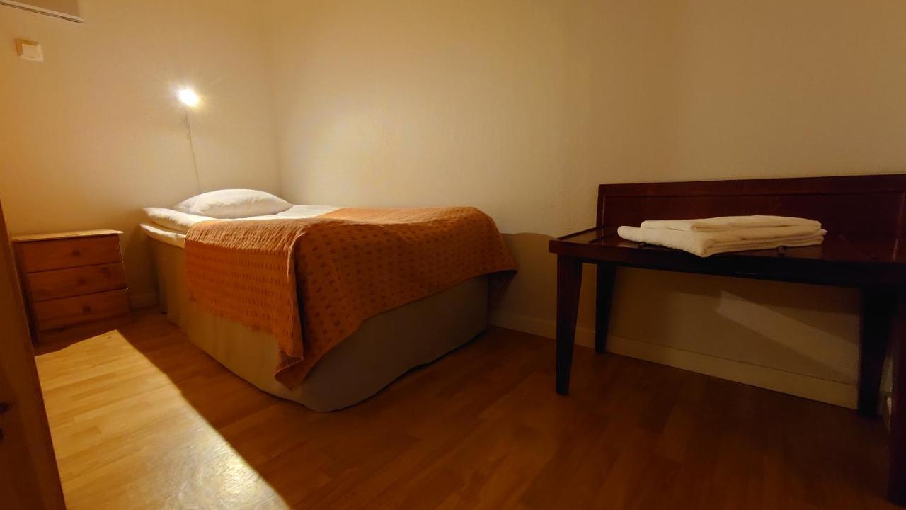 Hotel Guossi カリガスニエミ エクステリア 写真