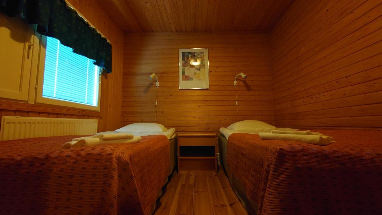 Hotel Guossi カリガスニエミ エクステリア 写真